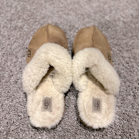 UGG Scuffette Brown Fluffy Soft Warm Comfortable Slippers ,size 5 - Picture 3 of 9